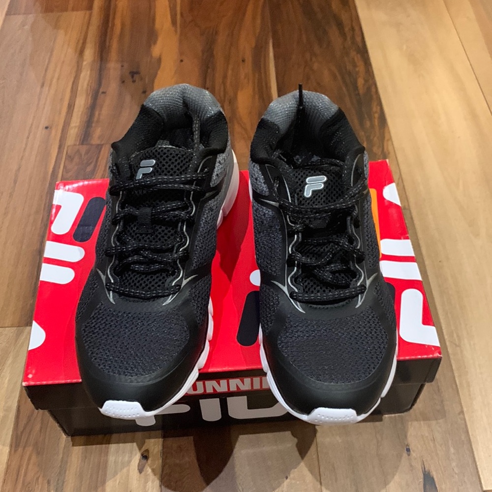 Fila Primeforce 2 sneakers Kids size 7 US / 39.5 EU Black